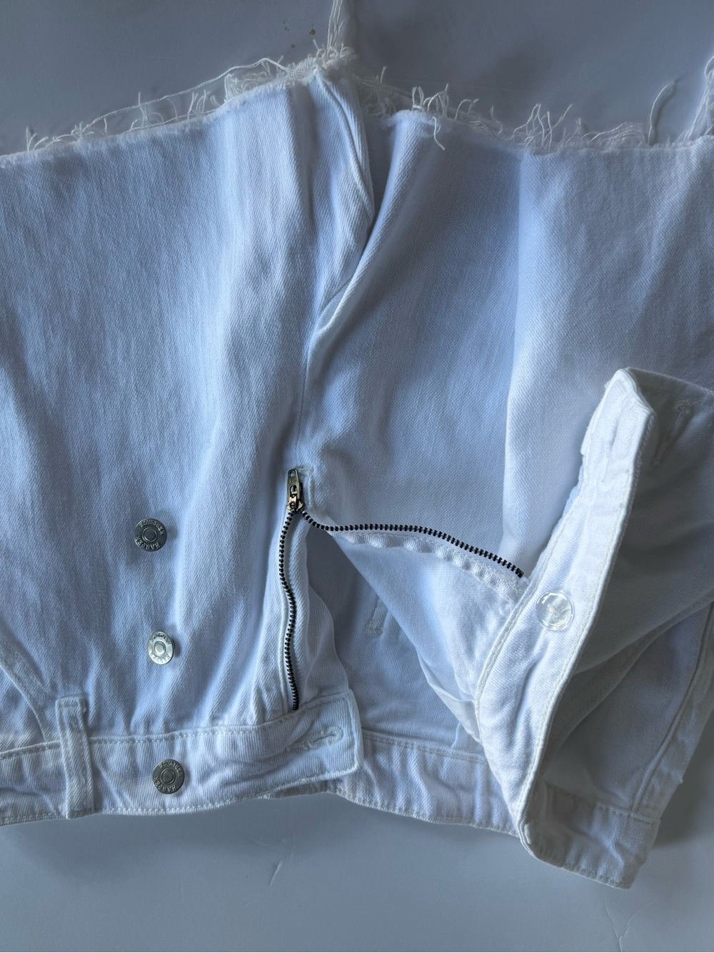 White Men's Denim Jeans with Zip Fly